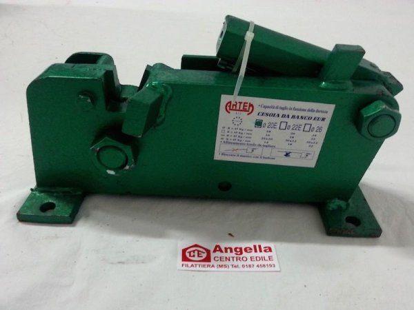 ATTREZZATURA-PER-CARPENTERIA_CESOIE_CESOIA-CON-MANICO
